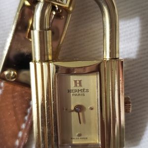 SOLD SOLD SOLD ALREASY!!! Hermès Kelly watch